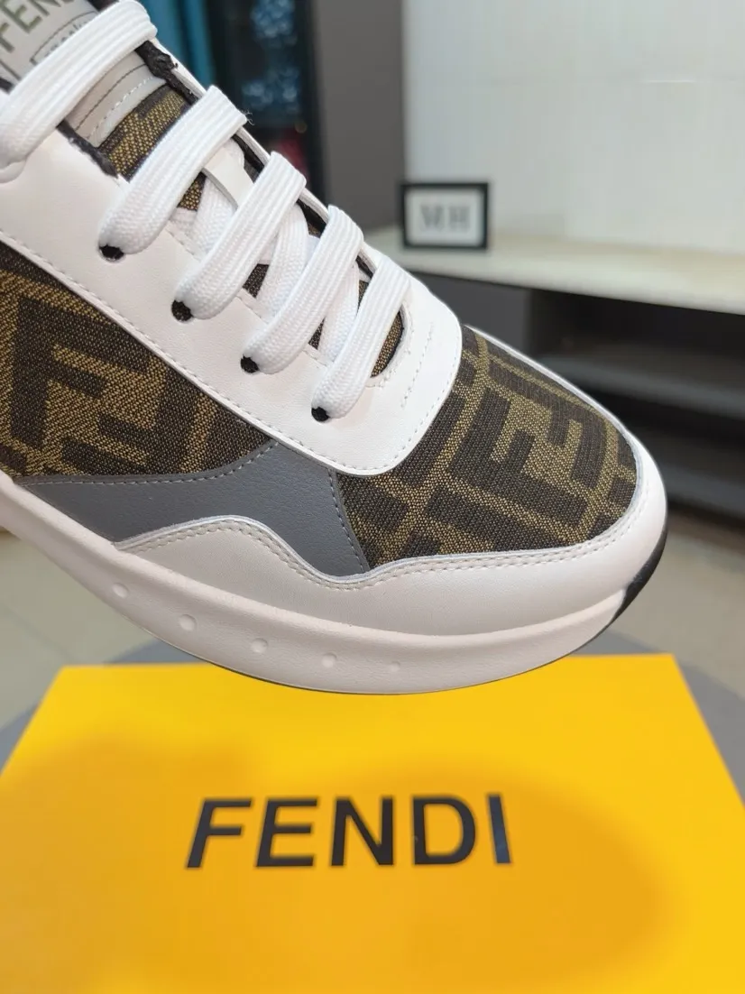 Men's Men's Shoes 💰438🌹🌹[fendi] Fendi's classic and comfortable men's, this complex sneaker is made of soft calfskin➕genuine leather lining➕original ultra-light rubber material with rough outsole. This unique light style is suitable for the casual and refined sensibility of this season. It is comfortable and natural on the feet. It is an everyday style for casual travel in autumn and winter! 38/44